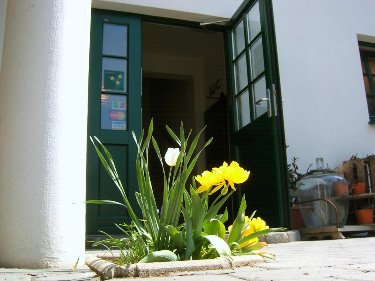 Hanfthal-Hof Laa an der Thaya Esterno foto